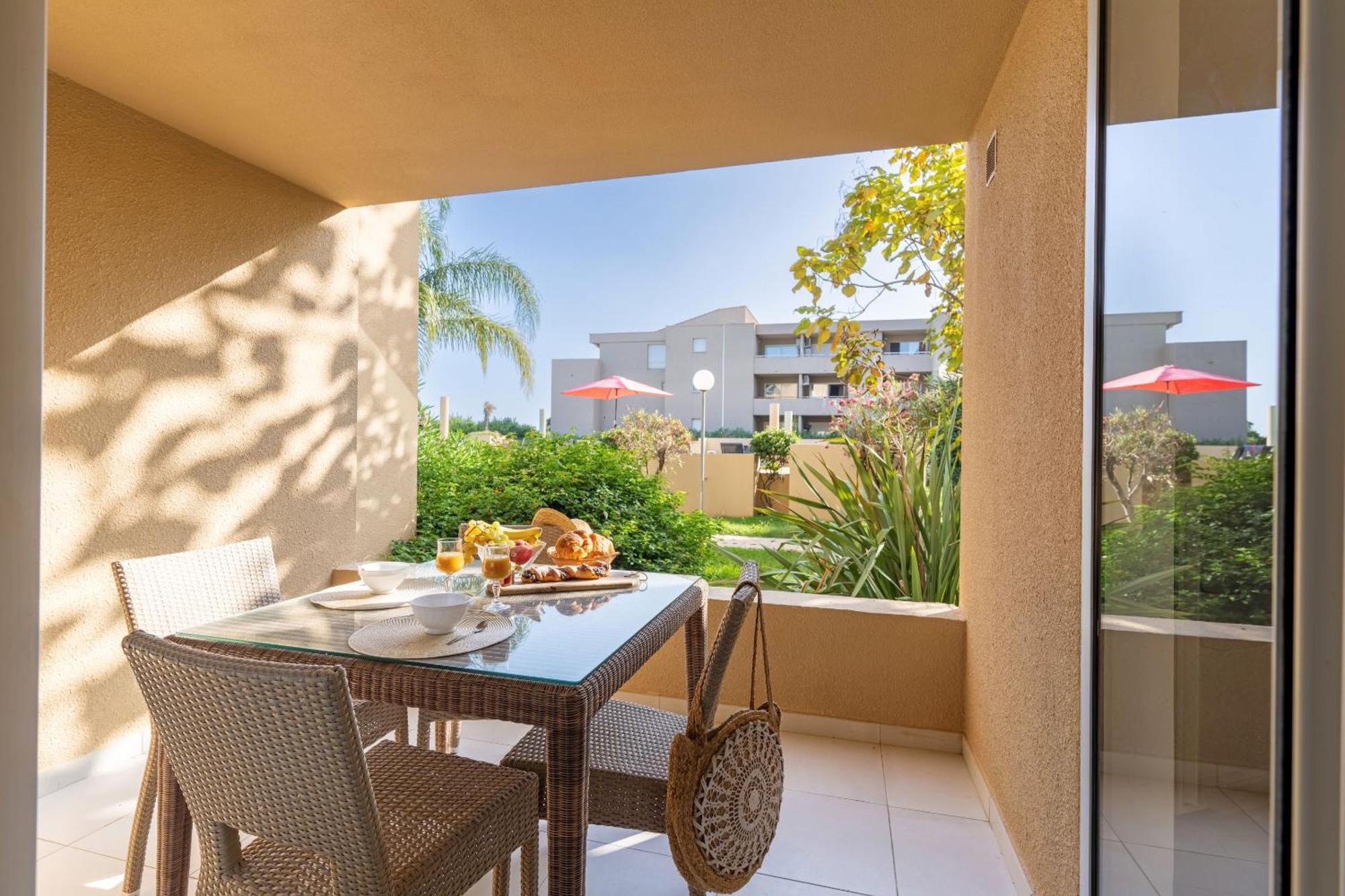 Residence Marina Bianca Santa-Lucia-di-Moriani Exteriér fotografie