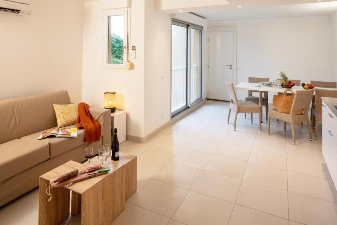 Residence Marina Bianca Santa-Lucia-di-Moriani Exteriér fotografie