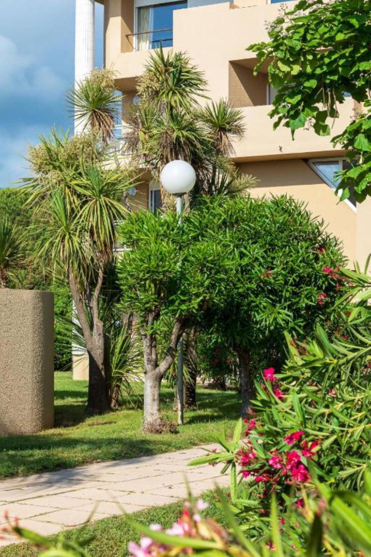 Residence Marina Bianca Santa-Lucia-di-Moriani Exteriér fotografie